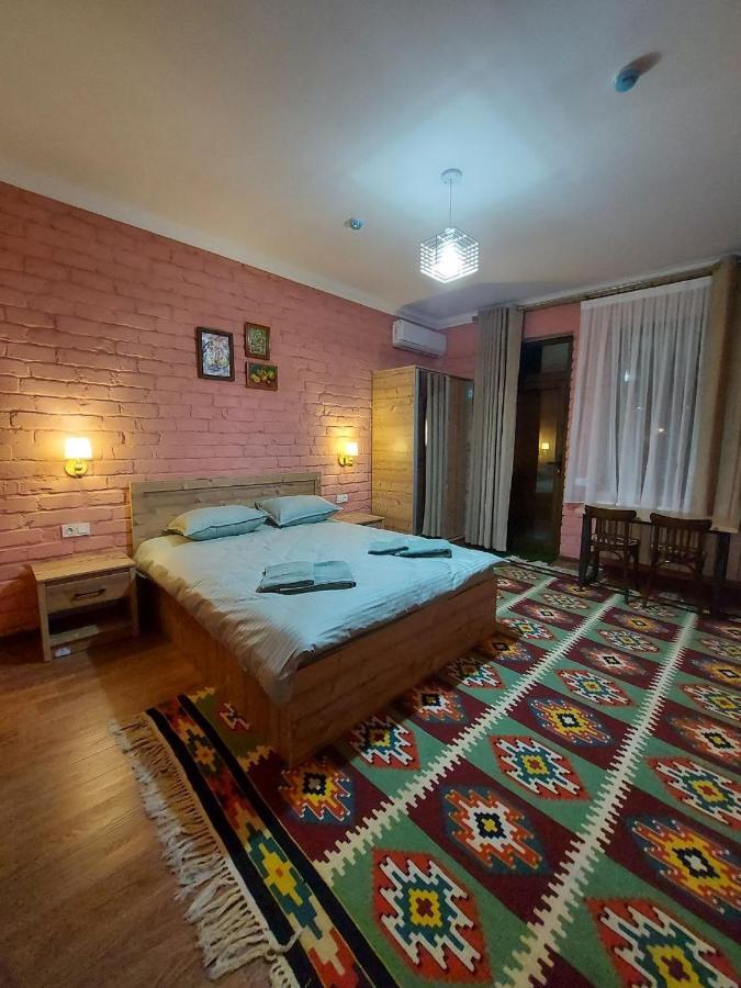 Musavvir Samarkanda Zewnętrze zdjęcie